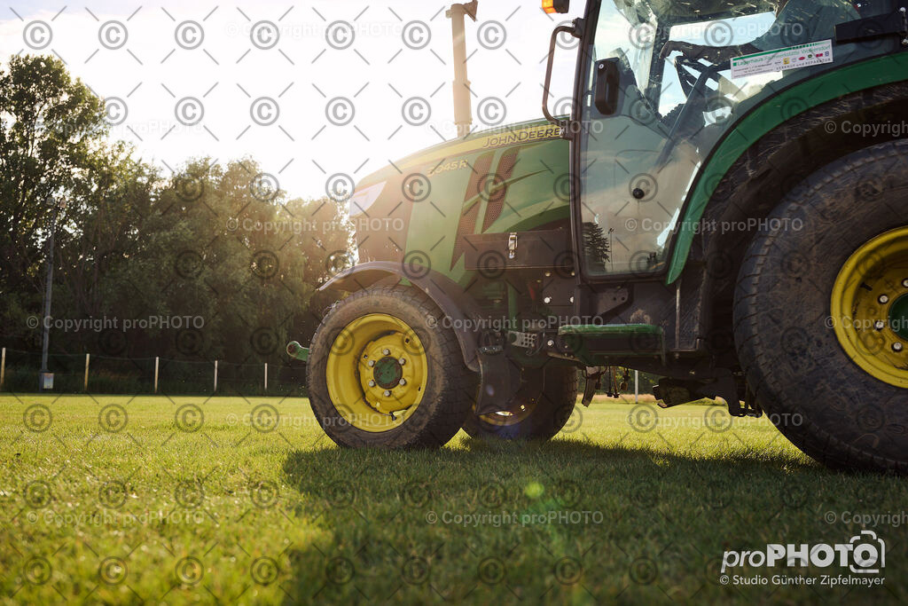 202507_Rernböck-Rasen_NZ9_1311 | proPHOTO - Realisiert mit Pictrs.com