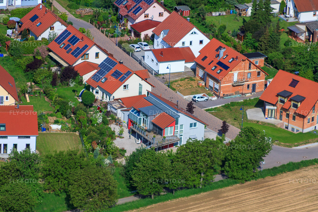 Luftbild: Im Satz im Ortsteil Mörzheim in Landau im Bundesland Rheinland-Pfalz in Deutschland. Foto: IMG_27228.jpg vom 23.05.2010 durch Werner Riehm/FLY-FOTO.de
