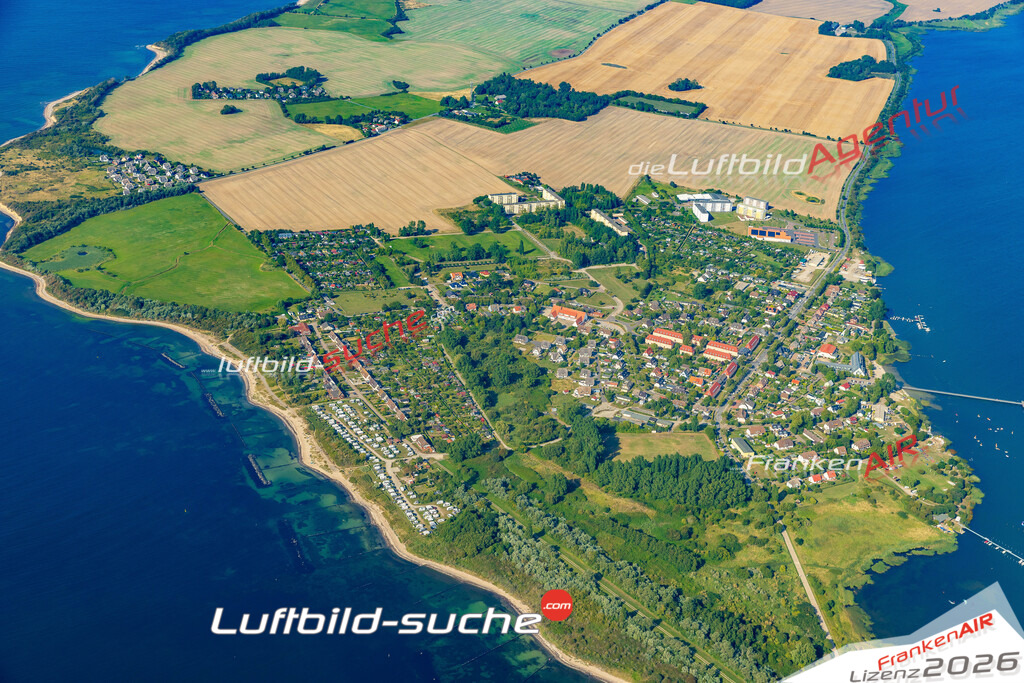 Luftaufnahme der Stadt Dranske - Die Luftaufnahme wurde 2025 vom UL-Flugzeug heraus erstellt ( keine Drohne ) - Hochauflösende Luftaufnahme - für professionelle Ausdrucke geeignet. Die Geschenkidee !Hier alle&nbsp;Infos zur Lizenzierung der LuftaufnahmeWir fliegen auch dieses Jahr wieder in Ihre Region um Luftbilder zu erstellen.- Luftbild anfragen