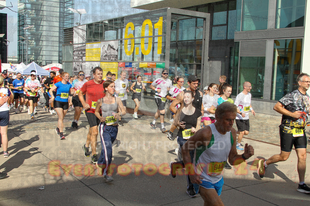 250920_1430_EV4_7038 | Sportfotografie im Rhein-Sieg Kreis, Köln, Bonn, NRW, Rheinland Pfalz, Hessen, etc. Unser Tätigkeitsfeld umfasst den Laufsport vom Volkslauf über den Marathon, Duathlon, Triathon bis zum Ultralauf wie Kölnpfad Ultra oder Schindertrail.