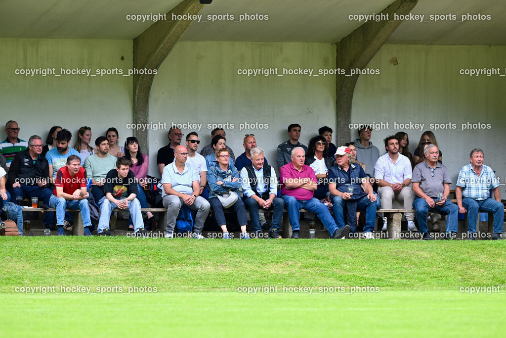 WSG Radenthein vs. St. Michael ob Bleiburg | Besucher Sportplatz Radenthein, WSG Radenthein vs. St. Michael ob Bleiburg, WSG Radenthein vs. St. Michael ob Bleiburg  am 15.06.2024 in Radenthein (Sportplatz Radenthein), Austria, (Photo by Bernd Stefan)