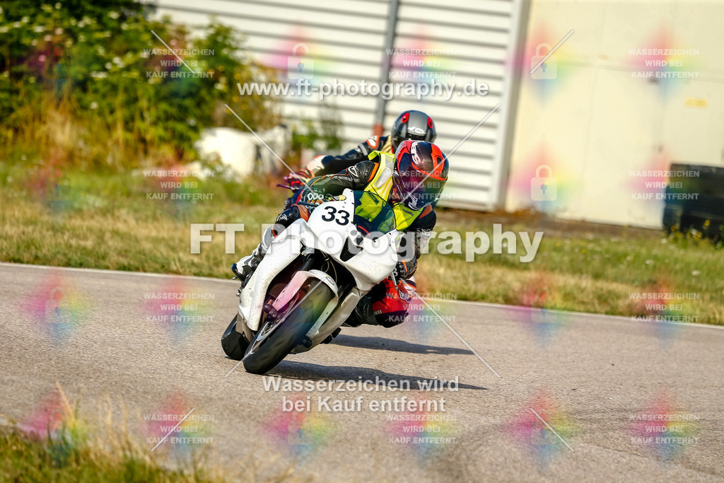 Chambley Juli-0196 | Hier findet Ihr Bilder von Touristenfahrten auf der Nürburgring Nordschleife oder von anderen Veranstaltungen die ich besucht habe. Viel Spass beim Durch Schauen 