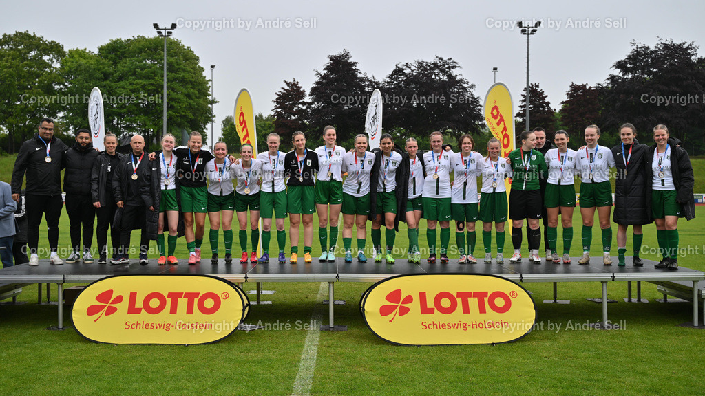 Eichholzer SV vs Holstein Kiel | Finalverlierer Eichholzer SV / Fußball-Landespokal Finale Schleswig-Holstein Frauen 2024/2025 / Eichholzer SV vs Holstein Kiel / Eiderstadion / Büdelsdorf / 25.05.25 - Realisiert mit Pictrs.com