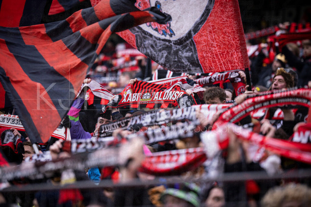 Bayer 04 Leverkusen vs. FC St. Pauli, 14.02.2026 | LEVERKUSEN, GERMANY - FEBRUARY 14: Impressions -  Fans of Leverkusen during the Bundesliga match (gameday 22)  between Bayer 04 Leverkusen vs. FC St. Pauli at BayArena on February 14, 2026 in Leverkusen, Germany. (Photo by Axel Kohring/Beautiful Sports Int.)DFL REGULATIONS PROHIBIT ANY USE OF PHOTOGRAPHS AS IMAGE SEQUENCES AND/OR QUASI-VIDEO.