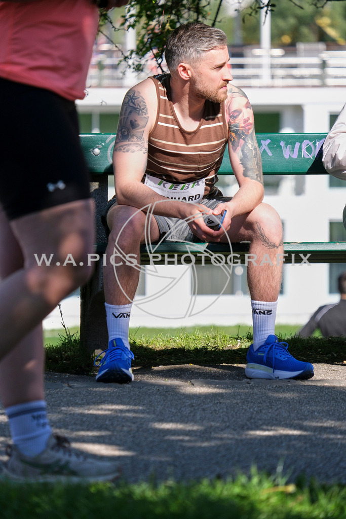 ..... | LINZ,AUSTRIA,27.April 25, Int. 3 Brückenlauf Linz  , Image shows: Photo: WAPICS / Michael Ring