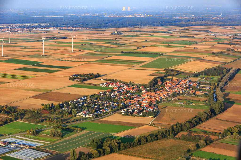 Luftbild: Dorfansicht aus Südwesten in Herxheimweyher im Bundesland Rheinland-Pfalz in Deutschland. Foto: IMG_073939.jpg vom 03.10.2014 durch Werner Riehm/FLY-FOTO.de