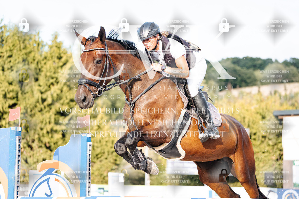 CK903411 | Turnierfotografie Pferdefotografie Trier Rheinland-Pfalz Pferdesport Reitsport Tierfotografie Sportfotografie Pferdevideo Pferdevideografie Equestrianvideography equestrianphotography  - Realisiert mit Pictrs.com
