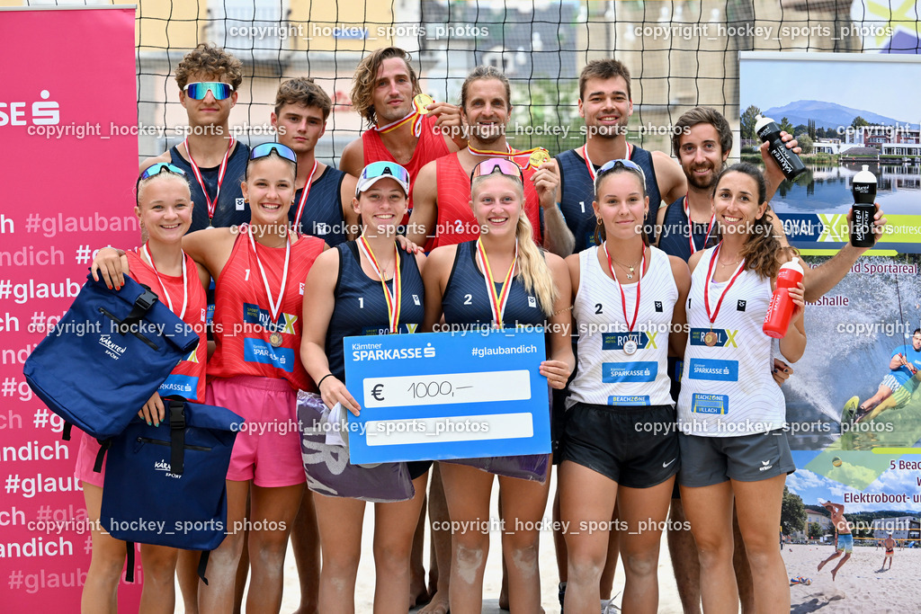 Kärntner Landesmeisterschaft Beach Volleyball | KLEMEN Michael Mario, SPONER Philipp, #2 HUBER Alexander Philipp, #1 FRIEDL Felix, RAINER Christian, RIEGLER Stefan, Kärntner Landesmeisterschaft Beach Volleyball, Kärntner Landesmeisterschaft Beach Volleyball am 18.08.2024 in Villach (Rathausplatz Villach), Austria, (Photo by Bernd Stefan)