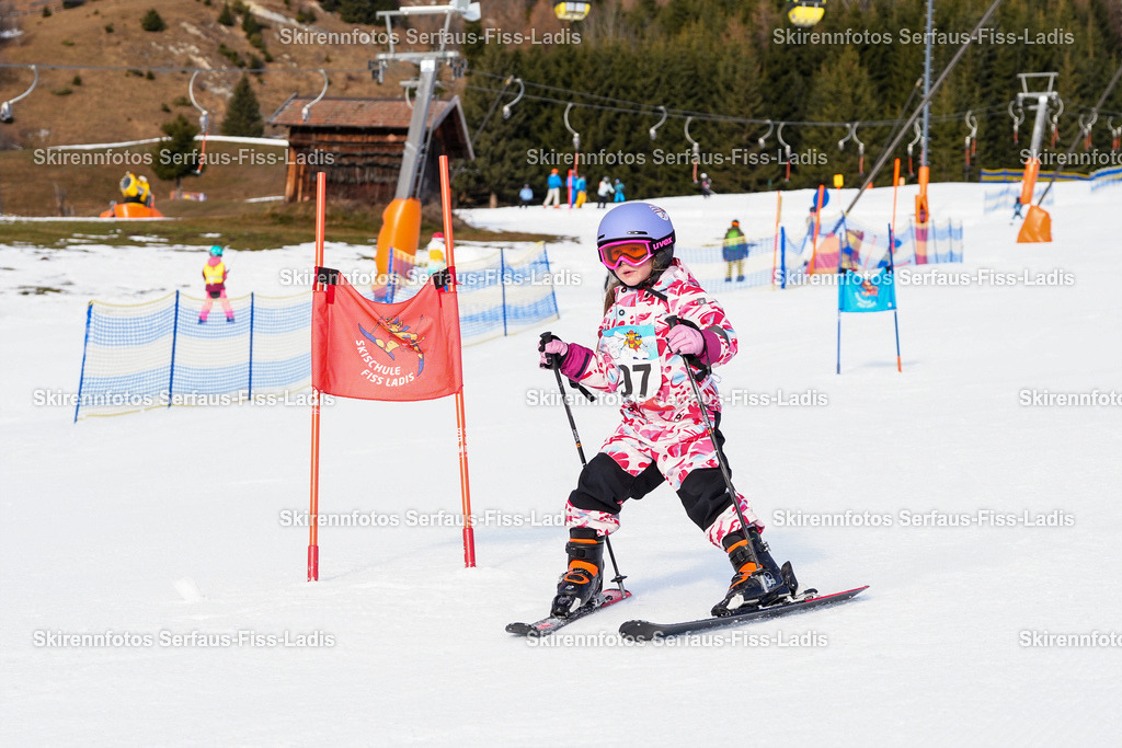 SRF_19.12.2025 0084 | SRF_19.12.2025 0084 - Realisiert mit Pictrs.com