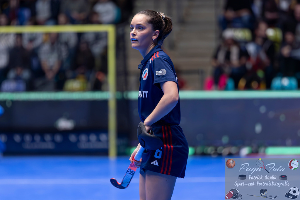 Volvo E.R.B. Final 4 Finale Frauen: Berliner HC - Mannheimer HC, 26.01.2025 | Fiona Felber (Mannheimer HC #6), Freisteller, Portrait, Porträt, Berliner HC - Mannheimer HC, Frankfurt, Süwag Arena, 26.1.2025 - Realisiert mit Pictrs.com