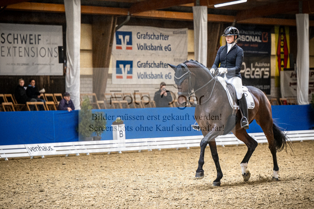 DOS_4455 | Entdecke hochwertige Reitturnierfotos von Foto Oger. Professionell, emotional und authentisch – jetzt Lieblingsmomente im Shop bestellen.Deutschlandweite Turnierfotografie. - Realisiert mit Pictrs.com