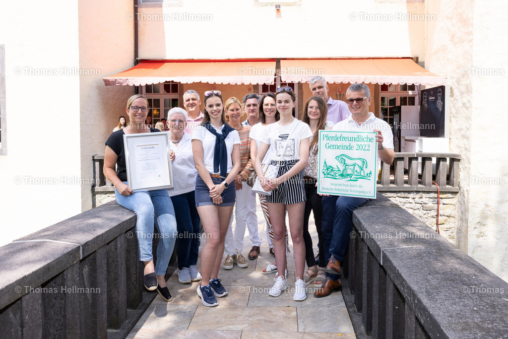 TH_Pferdefreundliche Gemeinden-Regionen_ Ehrung_ Sönke Lauterbach_9233 | Longines Balve Optimum 2023 am 10.06.23 in Balve, Schloss Wocklum, Thomas Hellmann, Pferdefreundliche Gemeinden/Regionen, Ehrung, Sönke Lauterbach