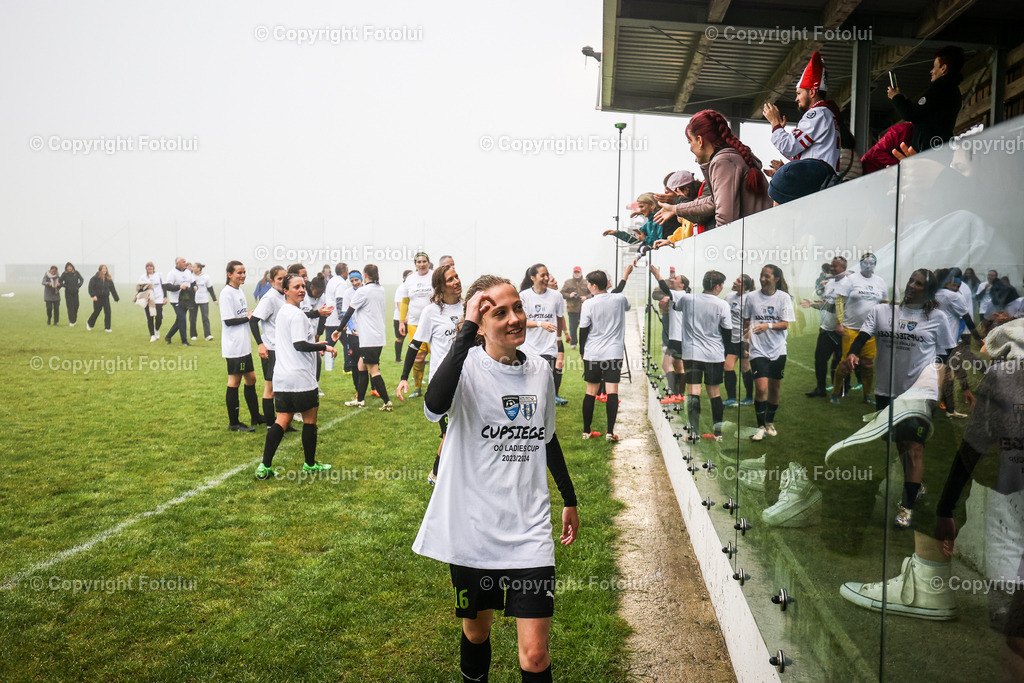 A-BINDER_20240601_0075 | St.Stefan,AUSTRIA,01.June.24 - SOCCER - Zaunergroup OOE Ladies Cuo, LASK vs FCPS. Image shows the rejoicing of Kematen.Photo: Sportmediapics.com/ Manfred Binder