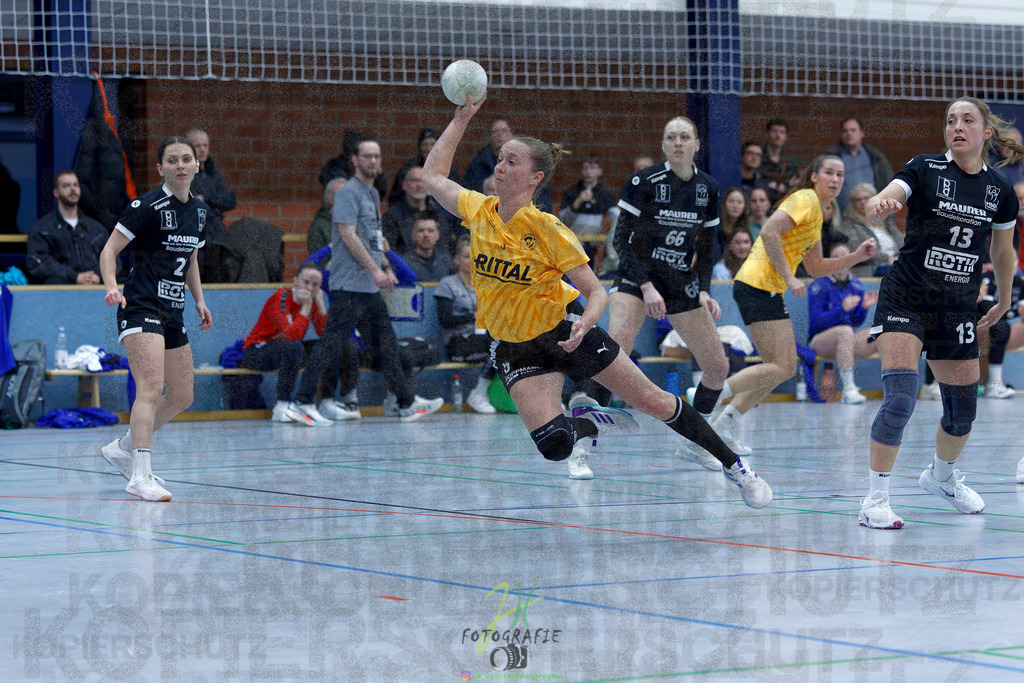 Handball Frauen Oberliga Mitte, HSG Eibelshausen/Ewersbach - HSG Lumdatal | Handball Frauen Oberliga Mitte, HSG Eibelshausen/Ewersbach - HSG Lumdatal am 21.02.2026 in Dietzhölztal-Steinbrücken (Sporthalle am Hammerweiher)Photo © 2026 - Jörg Heinrich - Realisiert mit Pictrs.com