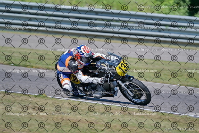 26BT01-0327 | 138 - Realisiert mit Pictrs.com