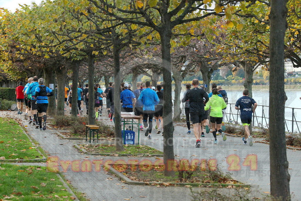 221016_0902_EX1_2484 | Sportfotografie im Rhein-Sieg Kreis, Köln, Bonn, NRW, Rheinland Pfalz, Hessen, etc. Unser Tätigkeitsfeld umfasst den Laufsport vom Volkslauf über den Marathon, Duathlon, Triathon bis zum Ultralauf wie Kölnpfad Ultra oder Schindertrail.