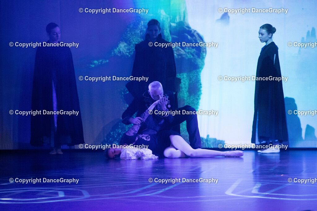 GPHY1482 | DanceGraphy - Realisiert mit Pictrs.com