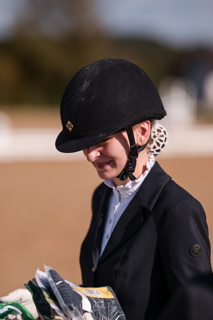 2026_10_03_Siefer-Hof_134717_Z81_01562234 | Professionelle Reitsport-, Turnier- und Eventfotografie von Robert Broda. Galerien mit ausgewählten und bearbeiteten Bildern direkt online ansehen und bestellen.