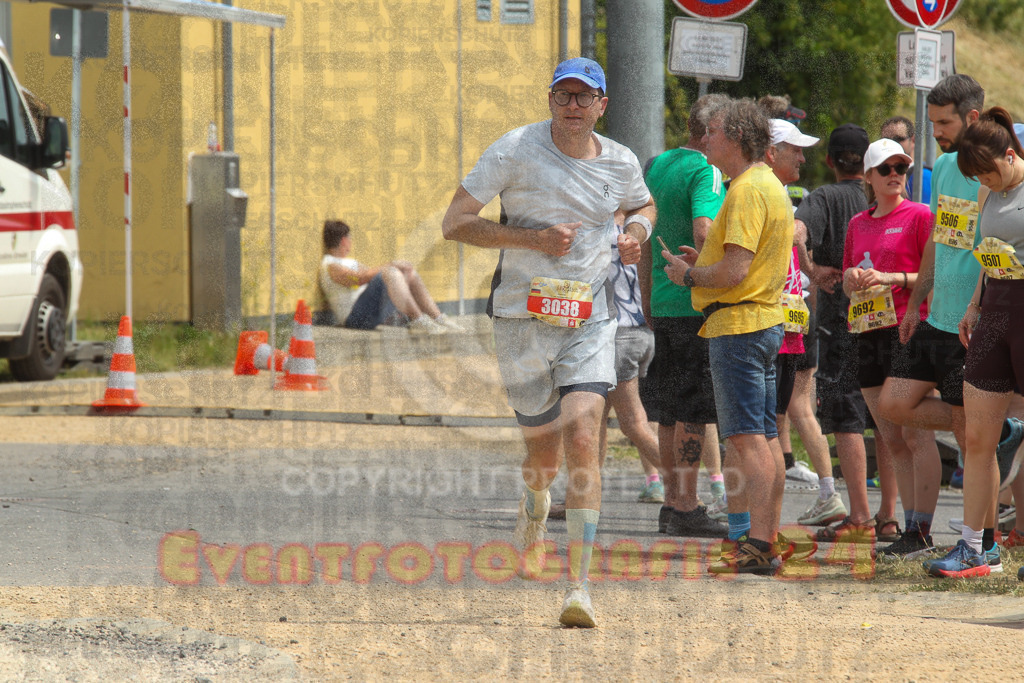 250614_1306_EV4_0480 | Sportfotografie im Rhein-Sieg Kreis, Köln, Bonn, NRW, Rheinland Pfalz, Hessen, etc. Unser Tätigkeitsfeld umfasst den Laufsport vom Volkslauf über den Marathon, Duathlon, Triathon bis zum Ultralauf wie Kölnpfad Ultra oder Schindertrail.