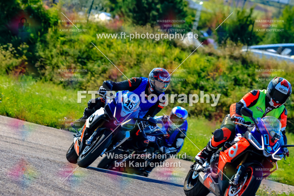 044-2420 | Hier findet Ihr Bilder von Touristenfahrten auf der Nürburgring Nordschleife oder von anderen Veranstaltungen die ich besucht habe. Viel Spass beim Durch Schauen 