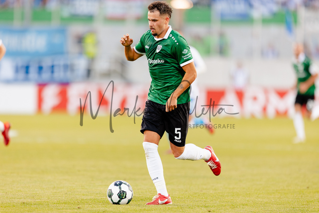 DFB-Pokal 2025/2026, 1. Runde: SC Preußen Münster - Hertha BSC Berlin | Münster, 18.08.2025: DFB-Pokal 2025/2026, 1. Runde, SC Preußen Münster gegen Hertha BSC Berlin im LVM-Preußenstadion in Münster.(Foto: sportfotografie.ms | Markus Paletta) - Realisiert mit Pictrs.com