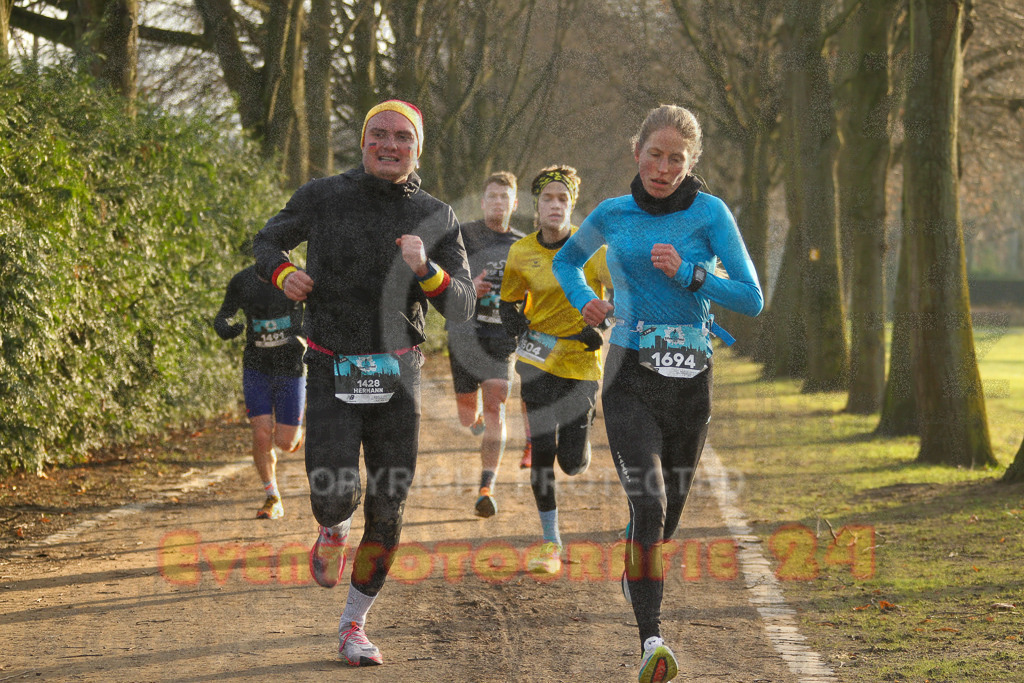241231_1013_EV4_3438 | Sportfotografie im Rhein-Sieg Kreis, Köln, Bonn, NRW, Rheinland Pfalz, Hessen, etc. Unser Tätigkeitsfeld umfasst den Laufsport vom Volkslauf über den Marathon, Duathlon, Triathon bis zum Ultralauf wie Kölnpfad Ultra oder Schindertrail.