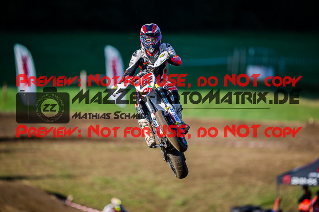 MaZZes_FotoMatrix_220903_8231 | S4