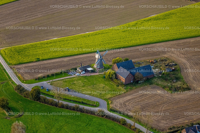 Kranenburg241014822 | Luftbild, Alte Mühle Donsbrüggen Mühlen-Museum e.V., Mehrer Straße, Donsbrüggen, Kleve, Niederrhein, Nordrhein-Westfalen, Deutschland