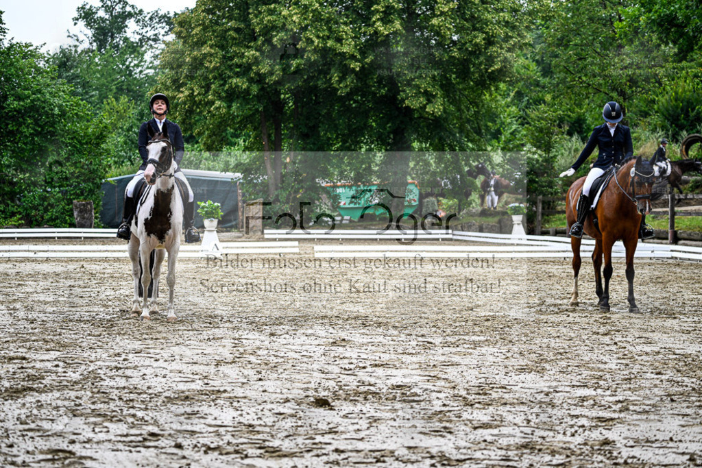 Bissendorfer Reitertage | Entdecke hochwertige Reitturnierfotos von Foto Oger. Professionell, emotional und authentisch – jetzt Lieblingsmomente im Shop bestellen. - Realisiert mit Pictrs.com