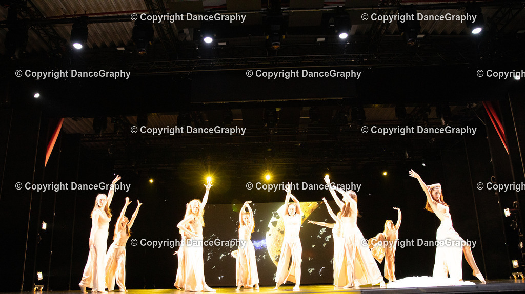 GPHY4176 | DanceGraphy - Realisiert mit Pictrs.com