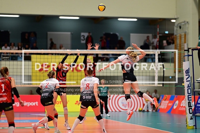 Volleyball I Frauen I Saison 2025-2026 I Bundesliga I 5. Spieltag I ETV Hamburger Volksbank Volleys - Dresdner SC I 08783 | Der Sportfotograf. - Realisiert mit Pictrs.com