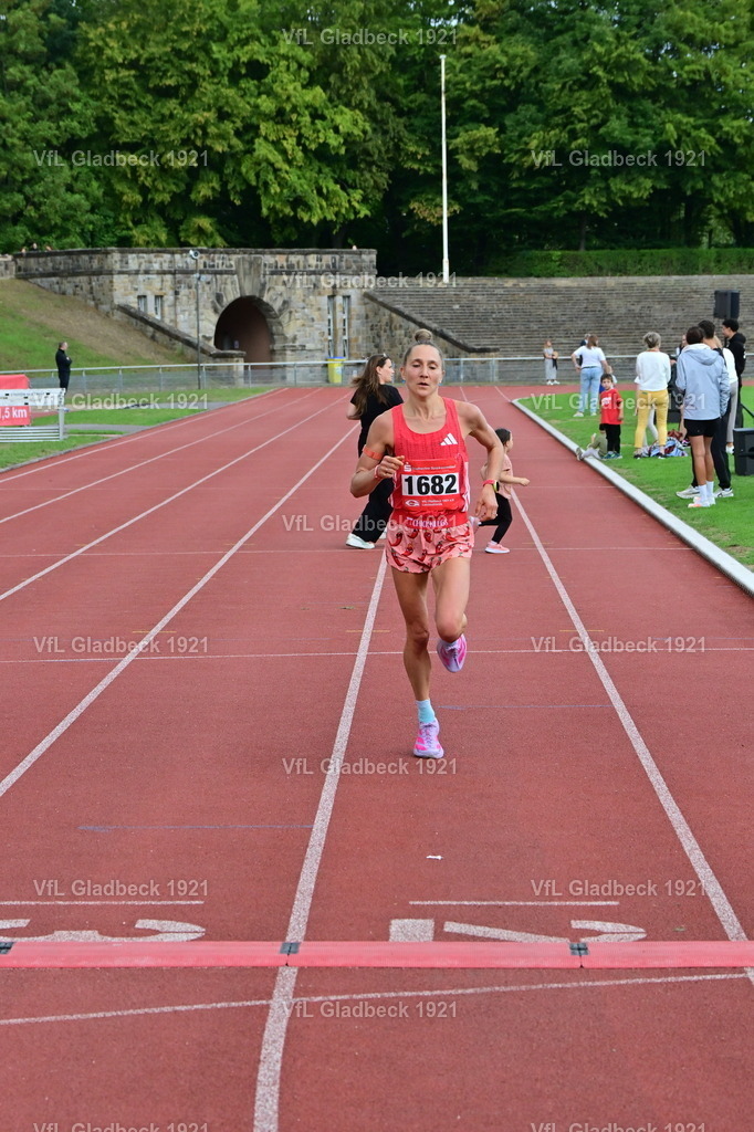 2026-08-23_Sparkassenlauf_10KM_RKrü_000300 | Die Fotografen - Realisiert mit Pictrs.com