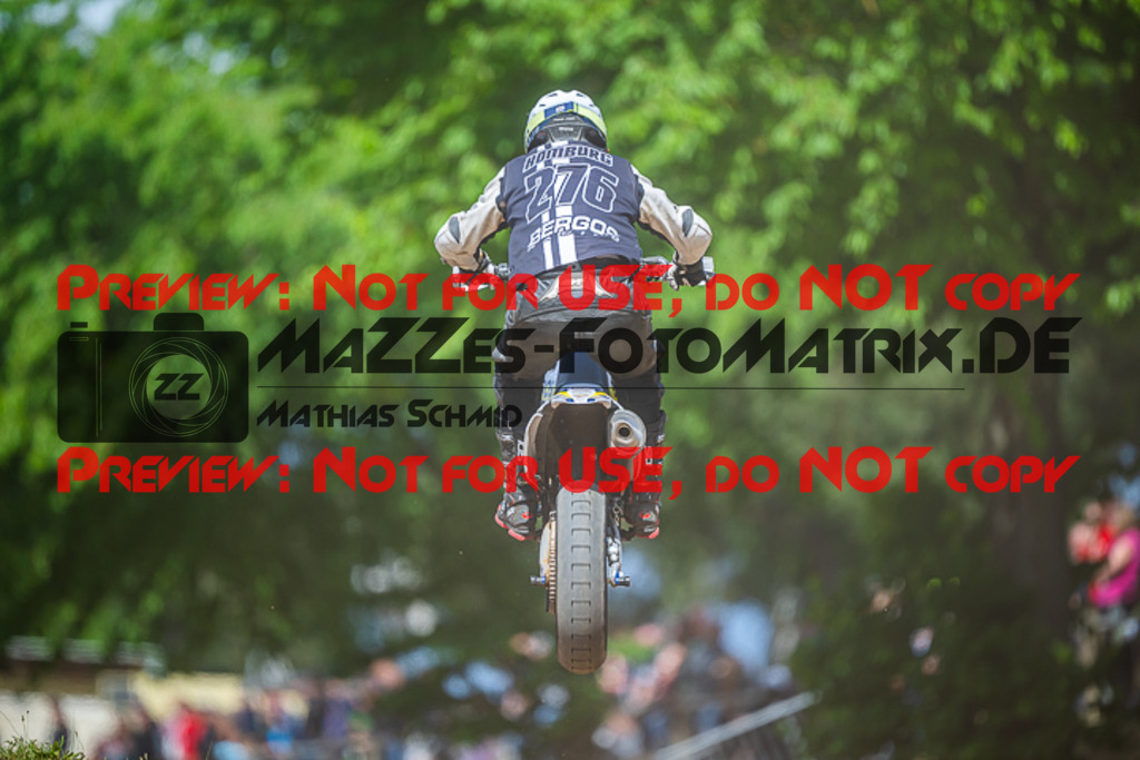 MaZZes_FotoMatrix_220529_6298 | Fotograf Mathias Schmid
Sportfotograf,
Eventfotograf,
Hochzeitsfotograf,
Portraitfotograf