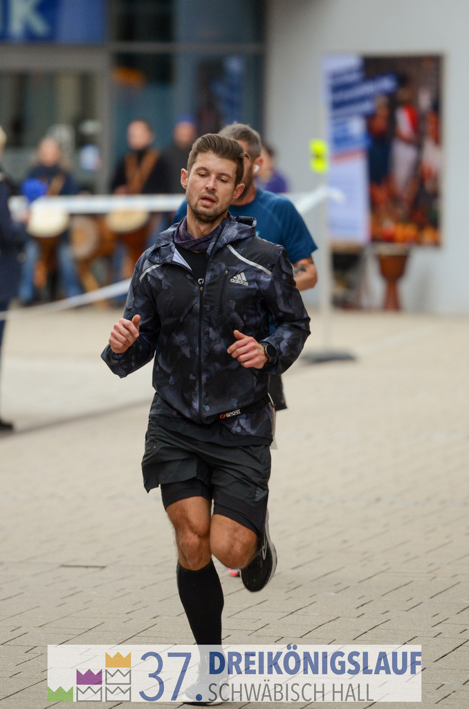 VR Bank Hauptlauf 10000m | 3 Koenigslauf 2023 - Realisiert mit Pictrs.com