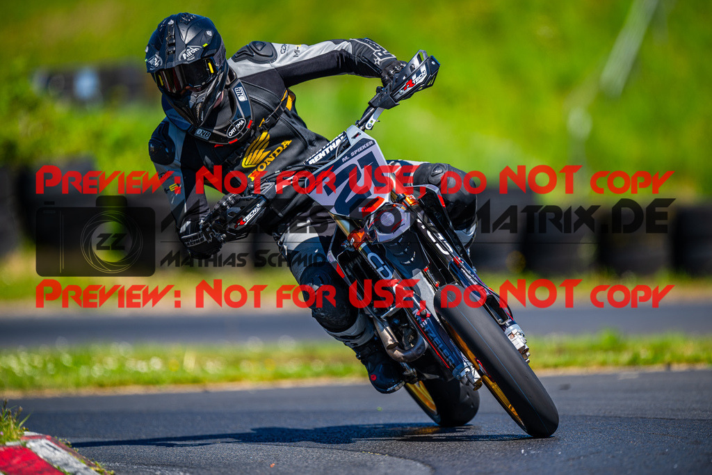 MaZZes_Fotomatrix_20250429_6007705_9100 | Fotograf Mathias Schmid
Sportfotograf,
Eventfotograf,
Hochzeitsfotograf,
Portraitfotograf