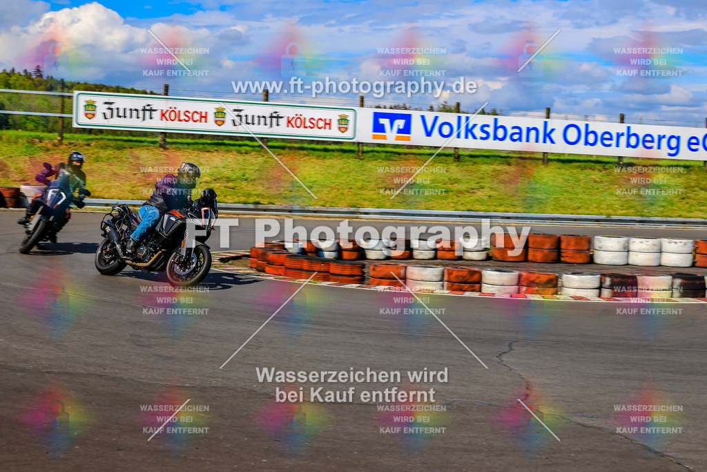 _OTO3780 | Hier findet Ihr Bilder von Touristenfahrten auf der Nürburgring Nordschleife oder von anderen Veranstaltungen die ich besucht habe. Viel Spass beim Durch Schauen 