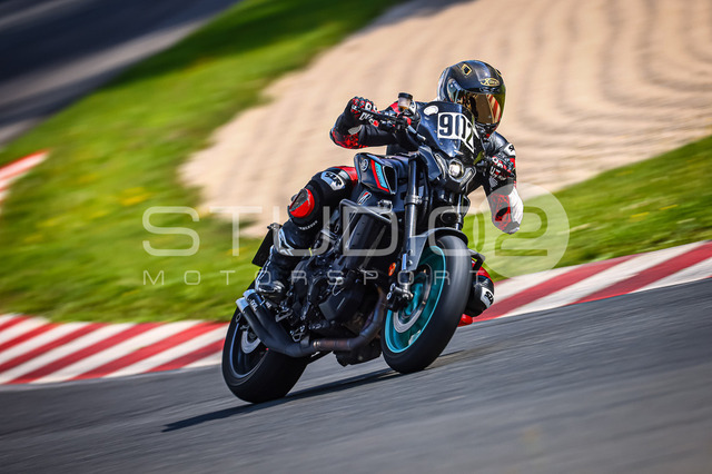 0902-240812_SB-042_902 | Deine Full-Service-Agentur für ✔️Videoproduktionen und ✔️Motorsportfotografie Jetzt Angebot anfragen!