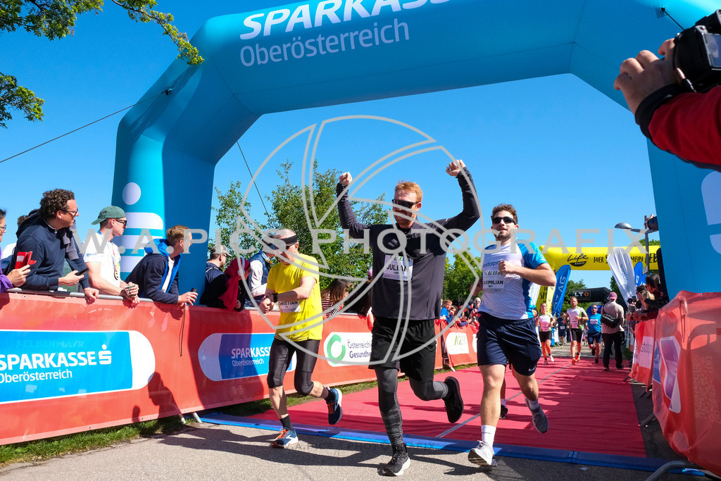 ..... | LINZ,AUSTRIA,27.April 24, Int. 3 Brückenlauf Linz  , Image shows: Photo: WAPICS / Michael ring