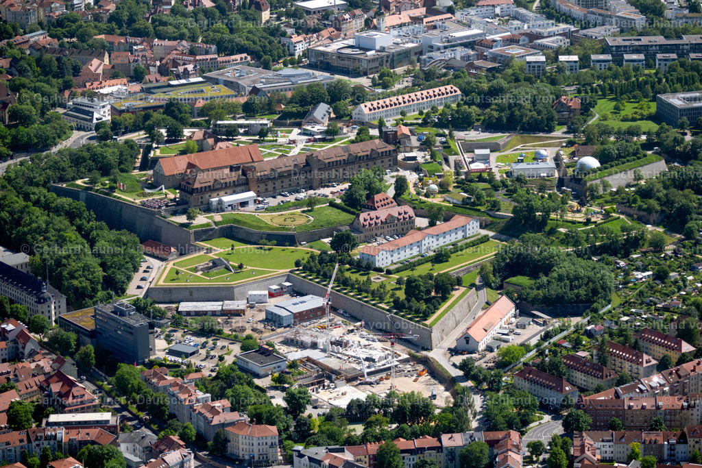4045750 | ERFURT 14.06.2021 Zitadelle am " Petersberg Entree " der " BUGA Erfurt 2021 " auf dem Petersberg im Ortsteil Altstadt in Erfurt im Bundesland Thüringen, Deutschland. Weiterführende Informationen bei: Bundesgartenschau Erfurt 2021 gemeinnützige GmbH,  Kummer.Lubk.Partner - Architekten Ingenieure Generalplaner,  STUDIO ANDREAS HELLER GmbH ARCHITECTS &amp; DESIGNERS. // Zitadelle am " Petersberg Entree " der " BUGA Erfurt 2021 " in the district Altstadt in Erfurt in the state Thuringia, Germany. Further information at: Bundesgartenschau Erfurt 2021 gemeinnuetzige GmbH,  Kummer.Lubk.Partner - Architekten Ingenieure Generalplaner,  STUDIO ANDREAS HELLER GmbH ARCHITECTS &amp; DESIGNERS. Foto: Gerhard Launer