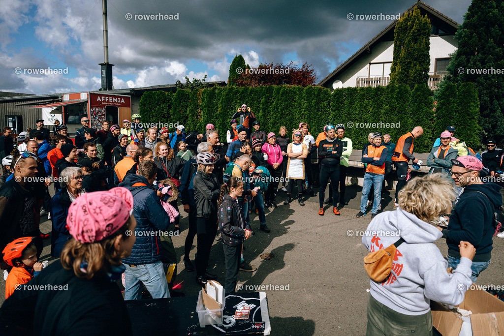 20240928_PaulHense-Rampensau_Ehrung_S1442_DSC03949 | rowerhead - Realisiert mit Pictrs.com