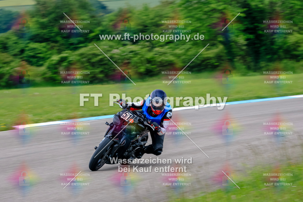 MotoTeam-3278 | Hier findet Ihr Bilder von Touristenfahrten auf der Nürburgring Nordschleife oder von anderen Veranstaltungen die ich besucht habe. Viel Spass beim Durch Schauen 