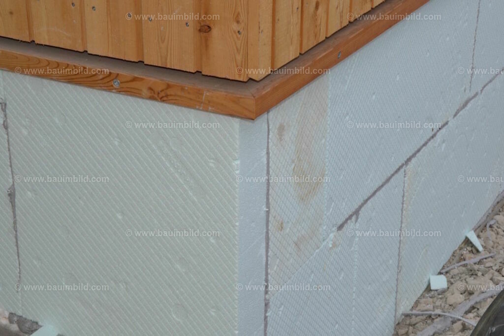 bib-lg18-putzarbeiten-0223 | Nach LV-Leistungsgruppen sortierte Detailfotos über den Bau eines Hauses. Alle Hausbau-Bilder direkt vom Urheber und Autor der Website Haus-Selber-Bauen.com