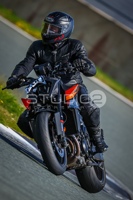 0990-260606BB-010_990 | Deine Full-Service-Agentur für ✔️Videoproduktionen und ✔️Motorsportfotografie Jetzt Angebot anfragen!