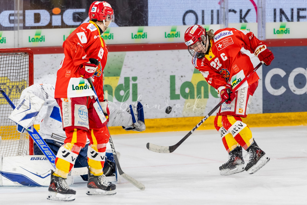 EHCB vs GCK 20260104-7400 | Sportbilder, Sportfotograf, Hochzeits- und Eventfotografin, Flugshows, Portraits und Tiershooting, Aviation, Downhill, Nationalleague, Swissleague, International