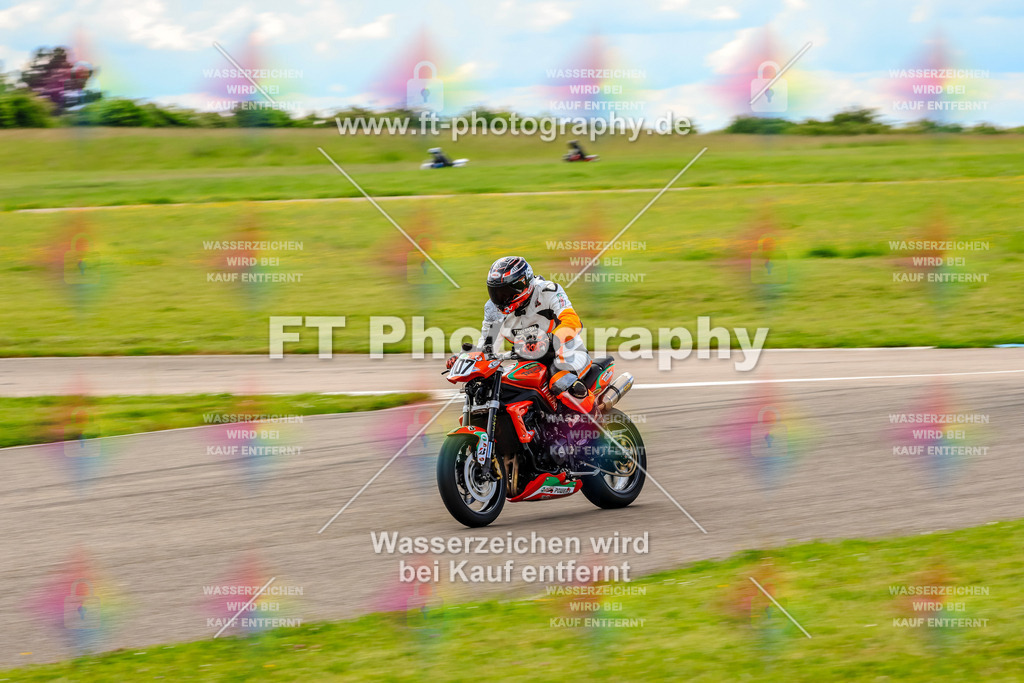 MotoTeam-1283 | Hier findet Ihr Bilder von Touristenfahrten auf der Nürburgring Nordschleife oder von anderen Veranstaltungen die ich besucht habe. Viel Spass beim Durch Schauen 