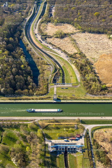 Luenen250403974 | Luftbild, Datteln-Hamm-Kanal überquert den Fluss Seseke, Binnenschifffahrt, Horstmar, Lünen, Ruhrgebiet, Nordrhein-Westfalen, Deutschland