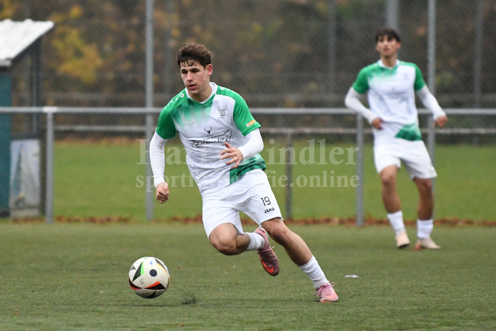 SPVgg GW Deggendorf : TSV Waldkirchen | Lukas Semmler (SpVgg GW Deggendorf #19)  - Realisiert mit Pictrs.com