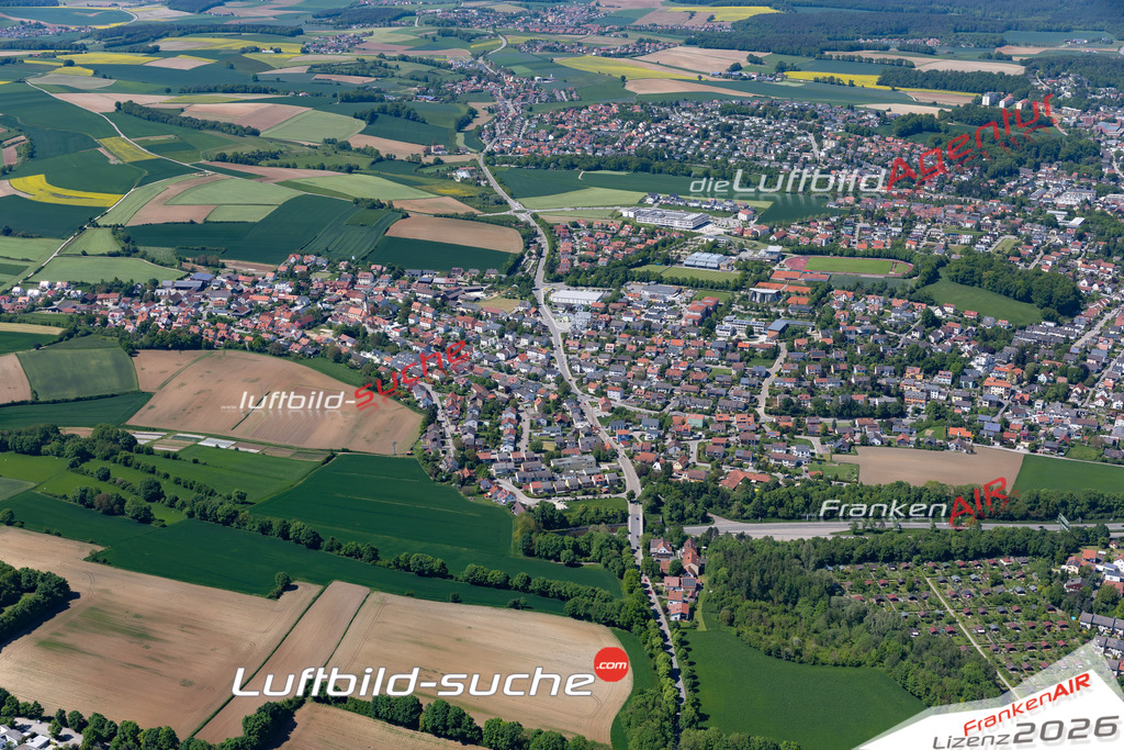 Das Luftbild der Stadt Lappersdorf wurde 2021 vom Flugzeug heraus erstellt (keine Drohne) Aufnahmehöhe ca.450 Meter- hohe Bildauflösung und Druck-Qualität garantiert!