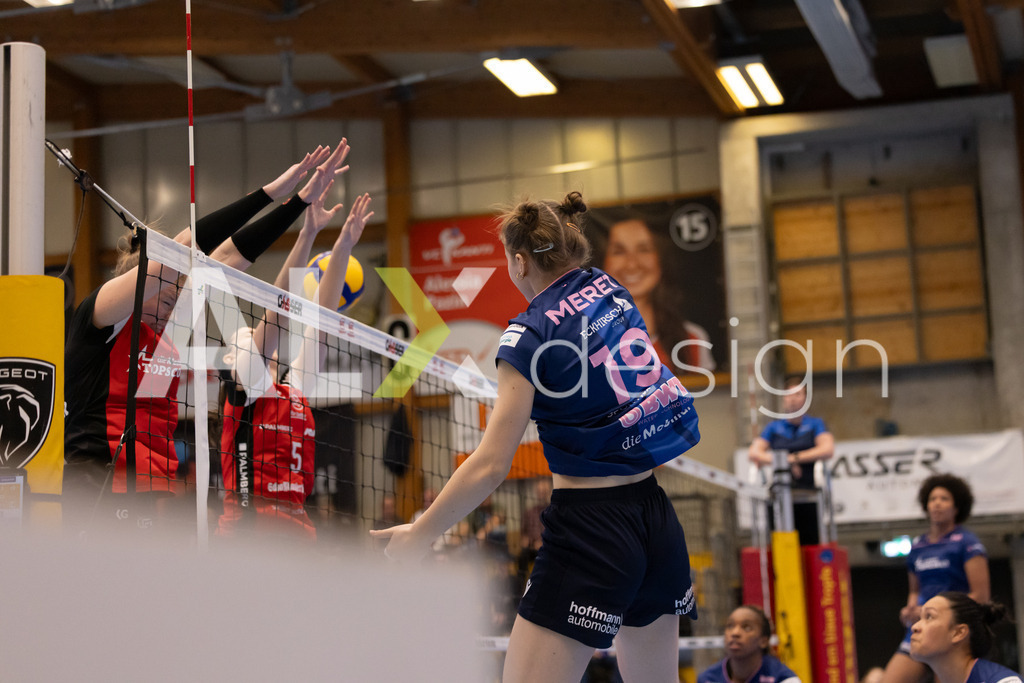Volleyball I Frauen I Saison 2025-2026 I Volleyball NLA | Women I 1/2 Finals I  VC Kanti Schaffhausen - Sm'Aesch Pfeffingen I 07.03.2026 | 19 Meret Aarden (CH) (Sm'Aesch Pfeffingen) – Außenangriff - Realisiert mit Pictrs.com