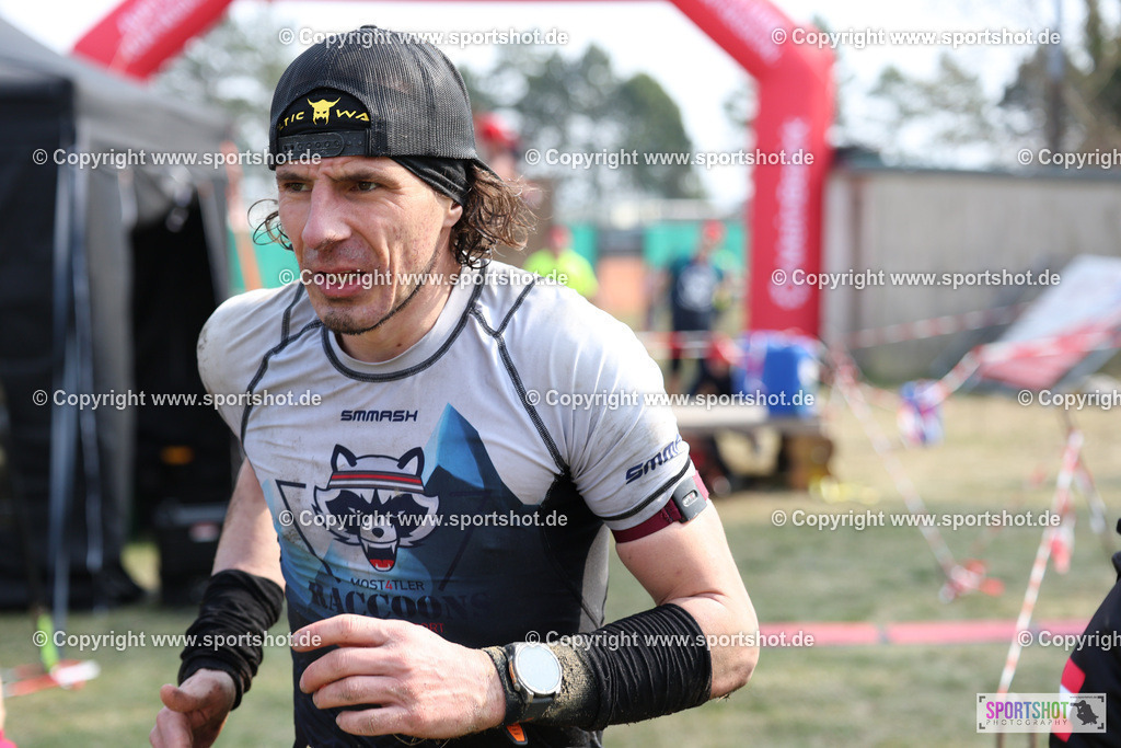 LUR_4941 | Rund um das Thema Sport-Event-Fotografie & individuelle Teilnehmerfotos. Jeder Teilnehmer wird fotografiert.